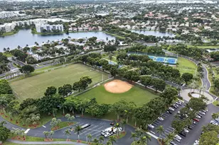 10730 NW 66th St, Doral, FL 33178 - Photo 55