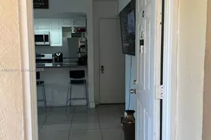 15295 SW 106th Ln, Miami, FL 33196 - Photo 3