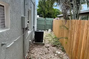 1420 NW 2nd Ave, Fort Lauderdale, FL 33311 - Photo 11