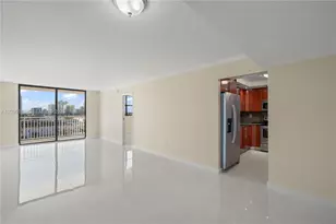 210 174th St, Sunny Isles Beach, FL 33160 - Photo 17