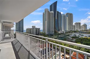 210 174th St, Sunny Isles Beach, FL 33160 - Photo 27