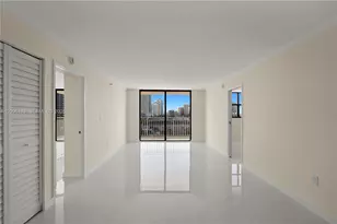 210 174th St, Sunny Isles Beach, FL 33160 - Photo 3