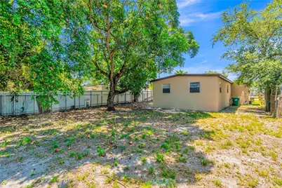 2910 NW 47th St, Miami, FL 33142 - Photo 21