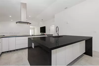 12519 NW 10th Ct, Sunrise, FL 33323 - Photo 25