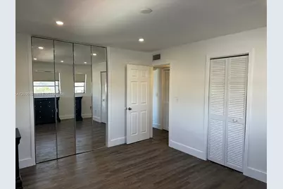 770 NE 128th St #303, North Miami, FL 33161 - Photo 7