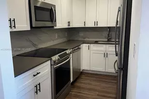 770 NE 128th St, North Miami, FL 33161 - Photo 3