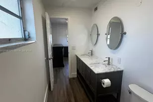 770 NE 128th St, North Miami, FL 33161 - Photo 11