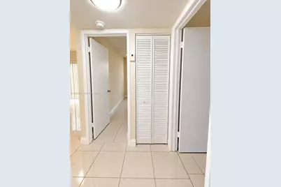 10135 NW 9th St Cir #5-106, Miami, FL 33172 - Photo 7