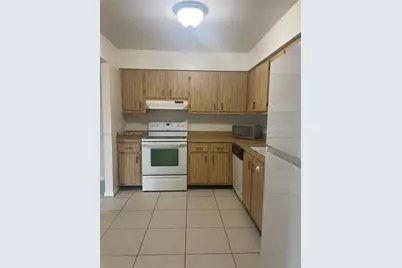 5872 E Bermuda Cir E #0, West Palm Beach, FL 33407 - Photo 5