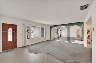 1731 NW 86th Ave, Pembroke Pines, FL 33024 - Photo 5