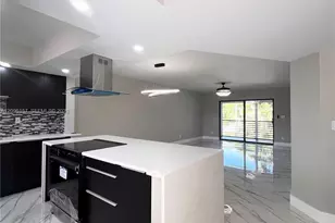 4940 E Sabal Palm Blvd, Tamarac, FL 33319 - Photo 3