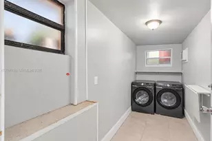 710 NE 142nd St, North Miami, FL 33161 - Photo 23