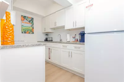 735 NE 15th St #1, Fort Lauderdale, FL 33304 - Photo 5