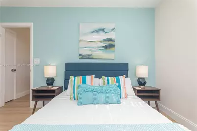 735 NE 15th St #1, Fort Lauderdale, FL 33304 - Photo 23