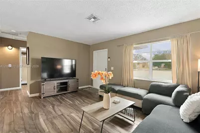 3019 SW Santa Barbara Pl #3019, Cape Coral, FL 33914 - Photo 3