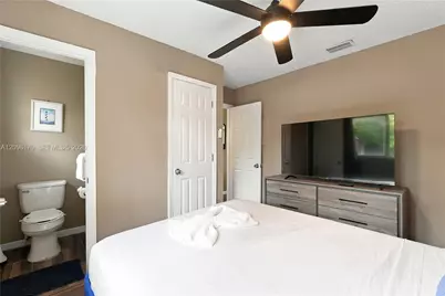 3019 SW Santa Barbara Pl #3019, Cape Coral, FL 33914 - Photo 13