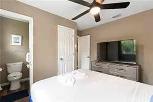 3019 SW Santa Barbara Pl, Cape Coral, FL 33914 - Photo 13