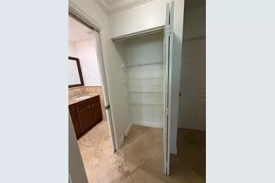 2375 W 74th St #105-6, Hialeah, FL 33016 - Photo 37
