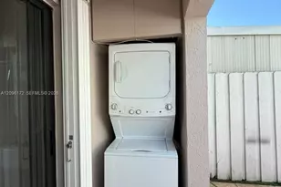 2375 W 74th St, Hialeah, FL 33016 - Photo 53