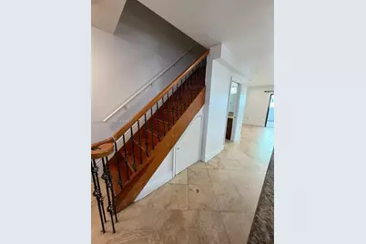 2375 W 74th St #105-6, Hialeah, FL 33016 - Photo 25