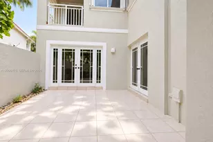 1601 Yellowheart Way, Hollywood, FL 33019 - Photo 19