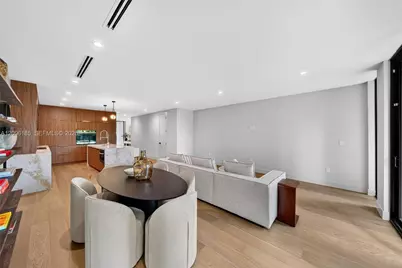 925 SW 10th Ave, Miami, FL 33130 - Photo 15