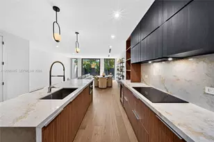 925 SW 10th Ave, Miami, FL 33130 - Photo 13