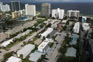 3212 NE 7th Pl, Pompano Beach, FL 33062 - Photo 25