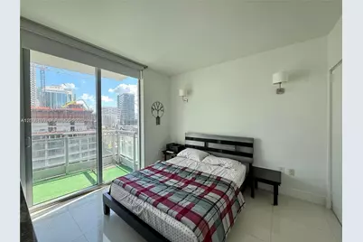 92 SW 3rd St #1104, Miami, FL 33130 - Photo 9