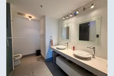 92 SW 3rd St #1104, Miami, FL 33130 - Photo 7