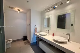 92 SW 3rd St, Miami, FL 33130 - Photo 7
