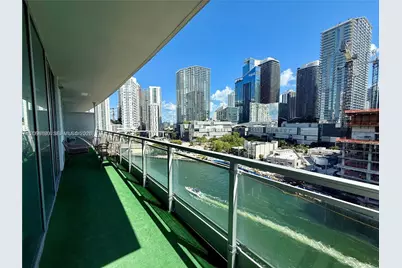 92 SW 3rd St #1104, Miami, FL 33130 - Photo 11