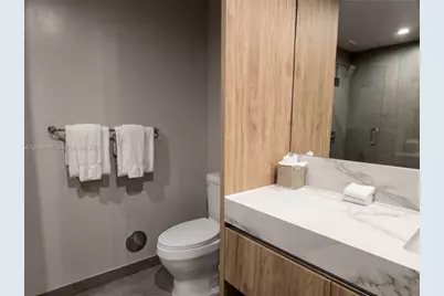 11 NE 6th St #2103, Miami, FL 33132 - Photo 5