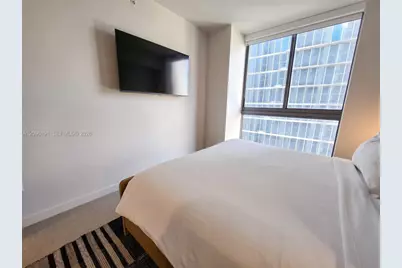 11 NE 6th St #2103, Miami, FL 33132 - Photo 9