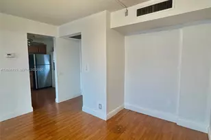 3475 N Country Club Dr, Aventura, FL 33180 - Photo 17