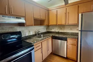 3475 N Country Club Dr, Aventura, FL 33180 - Photo 27