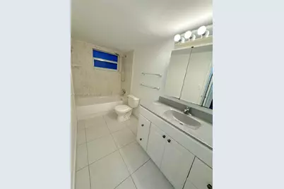 2555 NE 11th St #710, Fort Lauderdale, FL 33304 - Photo 17