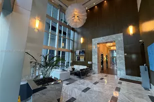 185 SW 7th St, Miami, FL 33130 - Photo 15