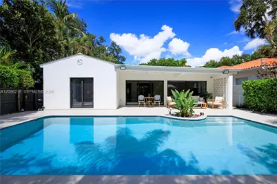 696 NE 67th St, Miami, FL 33138 - Photo 25