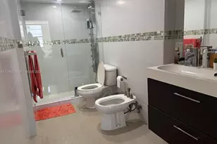 5701 Collins Ave, Miami Beach, FL 33140 - Photo 11