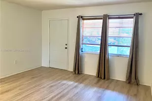 20275 NE 2nd Ave, Miami, FL 33179 - Photo 39