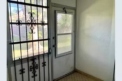 20275 NE 2nd Ave #7, Miami, FL 33179 - Photo 27