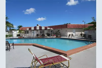 20275 NE 2nd Ave #7, Miami, FL 33179 - Photo 17