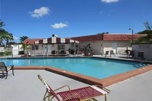 20275 NE 2nd Ave, Miami, FL 33179 - Photo 17