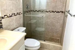 20275 NE 2nd Ave, Miami, FL 33179 - Photo 35