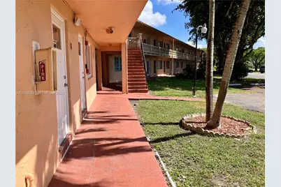 20275 NE 2nd Ave #7, Miami, FL 33179 - Photo 9