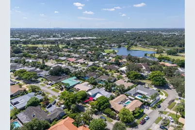 3660 N 53rd Ave, Hollywood, FL 33021 - Photo 75