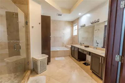 11530 NW 82nd Ter, Doral, FL 33178 - Photo 29