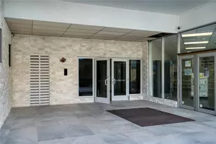 1801 S Ocean Dr, Hallandale Beach, FL 33009 - Photo 33