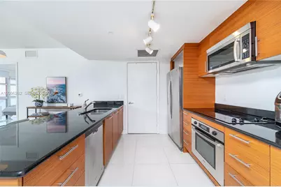 50 Biscayne Blvd #3906, Miami, FL 33132 - Photo 11
